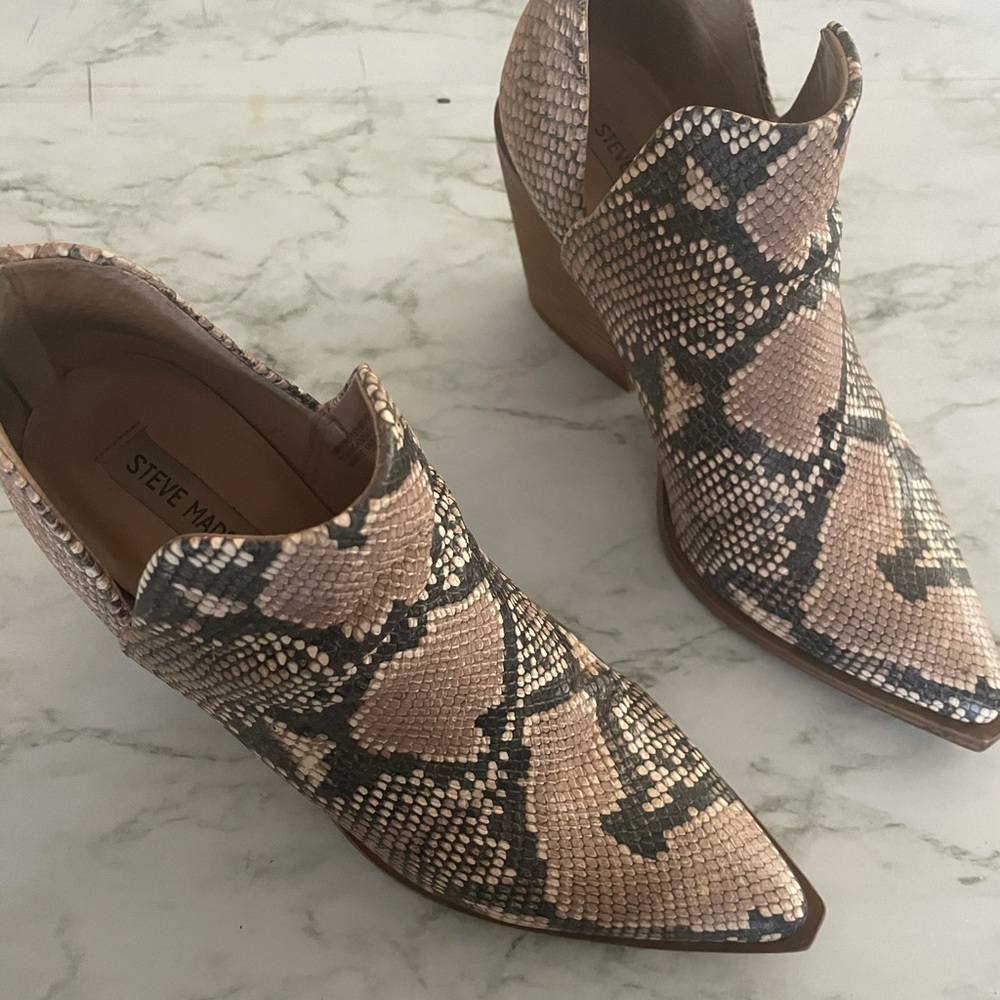 Steve Madden booties